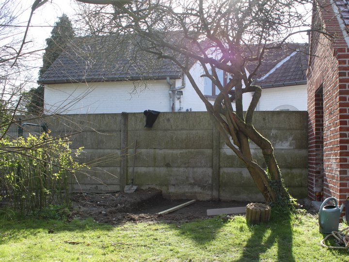 Avant  Jardin de ville  terrasse en bois 16m² à Mouscon 