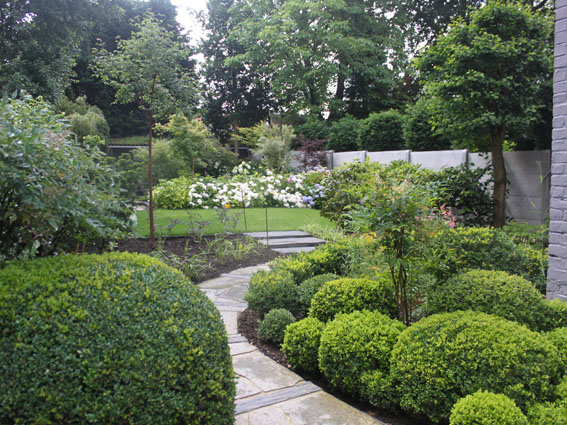 petit jardin citadin 200m² après